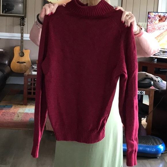 Sweater - Picture 2 of 2